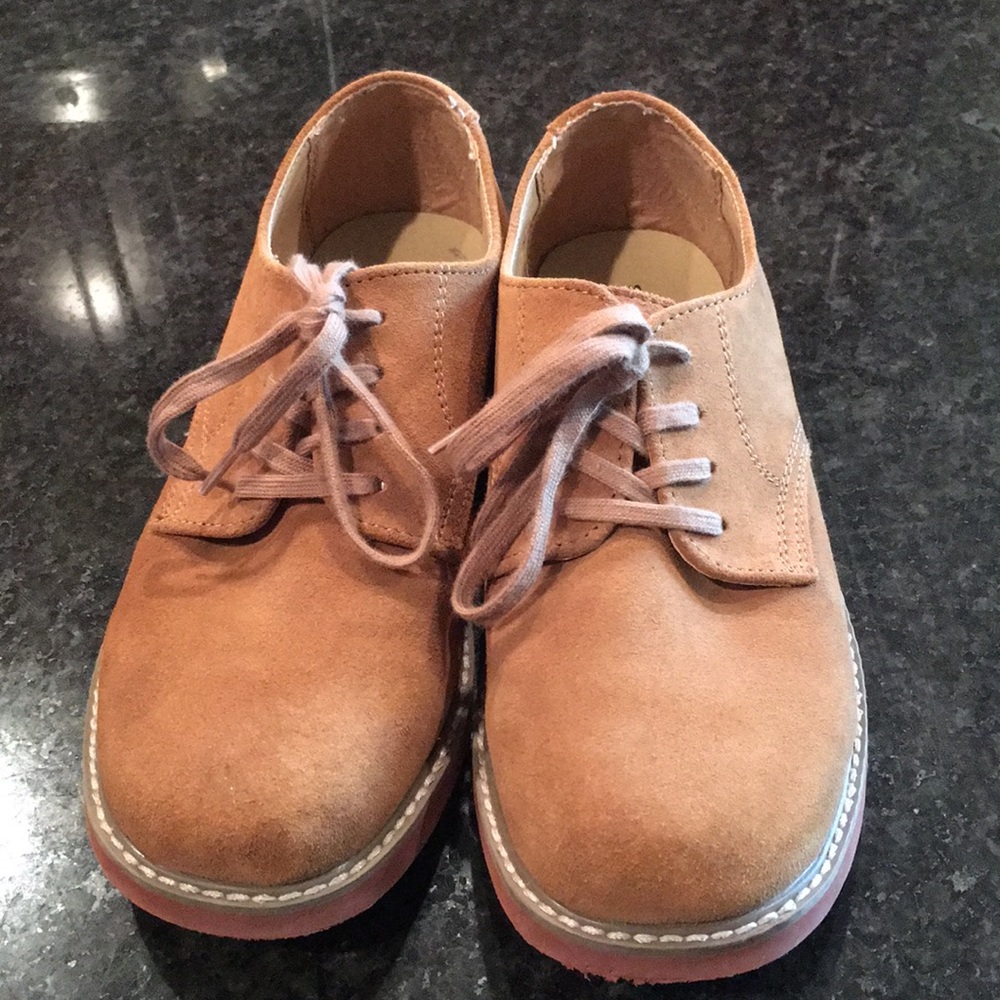 Sperry suede lace up’s